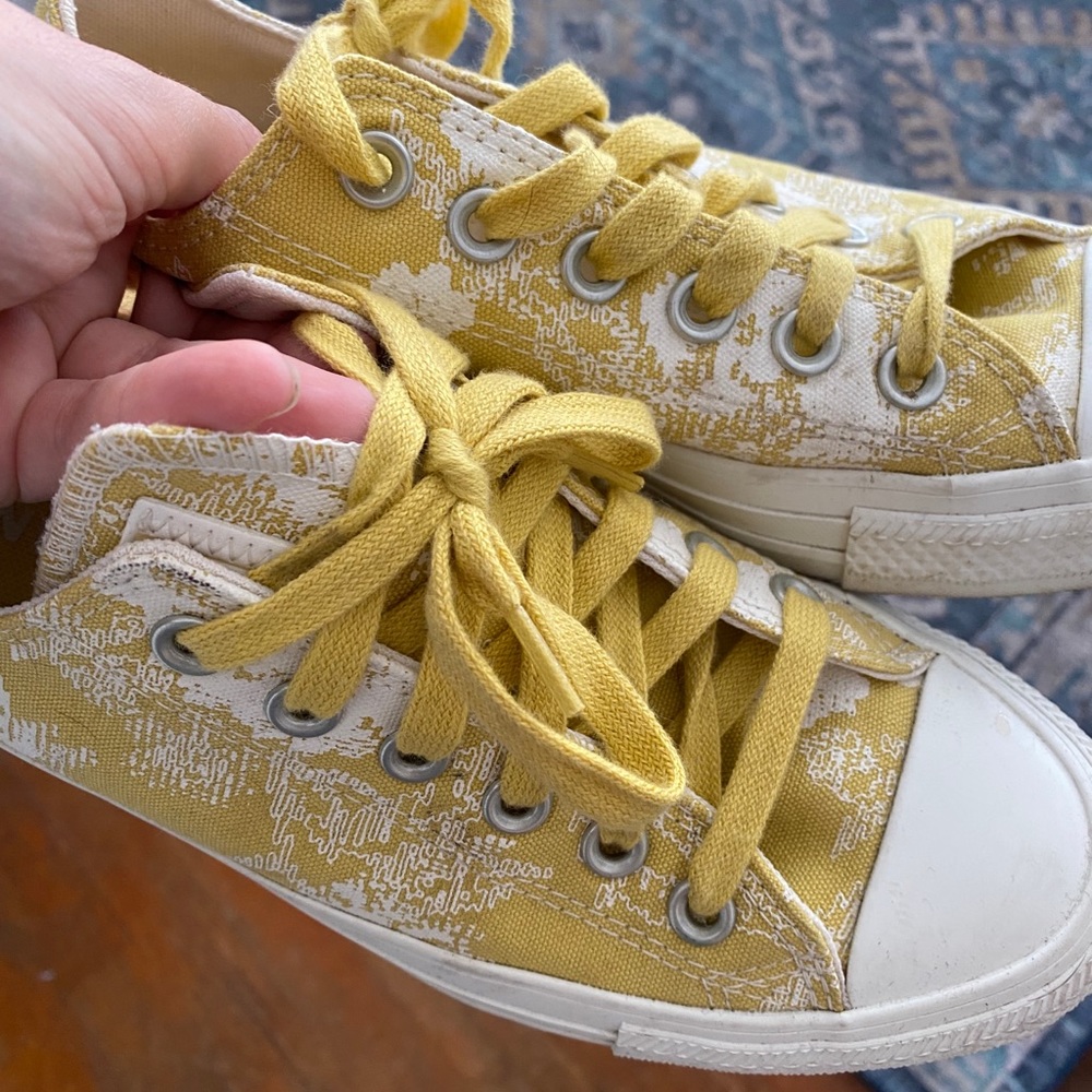 Converse Chuck Taylor Yellow Floral Worn Once!
